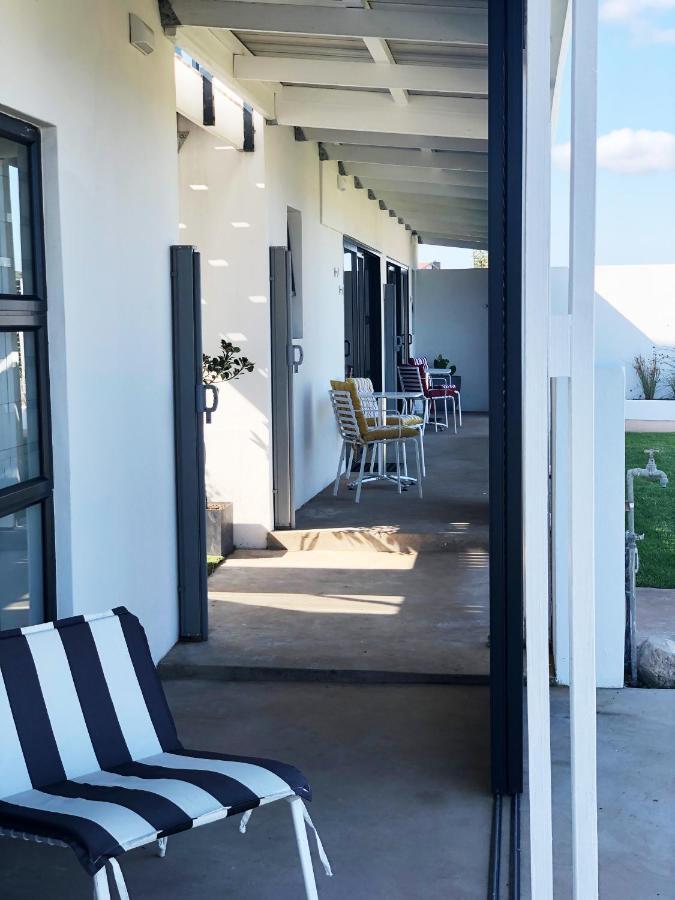 Karee Manor Guesthouse Stilbaai Eksteriør billede