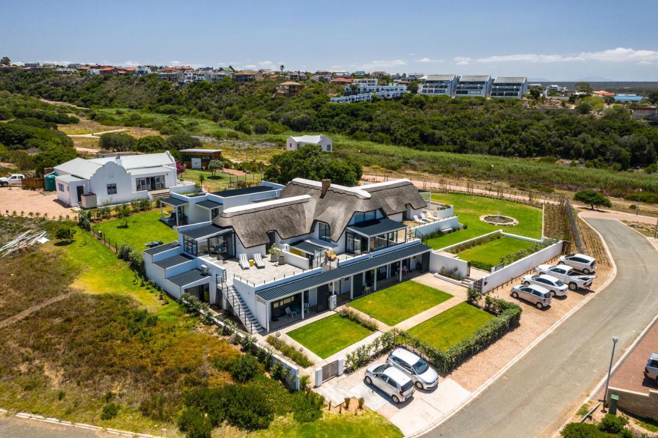 Karee Manor Guesthouse Stilbaai Eksteriør billede