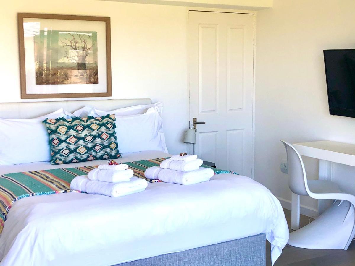 Karee Manor Guesthouse Stilbaai Eksteriør billede